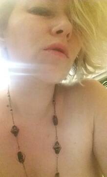 Public Photo of Goddess75